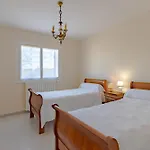 Prázdninový dům Maison Au Calme Et Piscine Privee