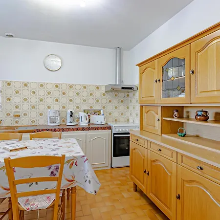 Holiday home Maison Au Calme Et Piscine Privee
