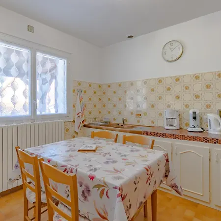 Maison Au Calme Et Piscine Privee Holiday home