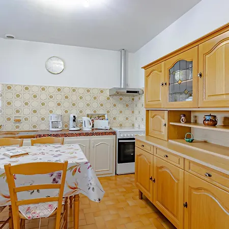 Maison Au Calme Et Piscine Privee *