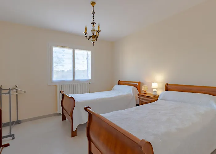 Maison Au Calme Et Piscine Privee Saint-Andre-de-Double