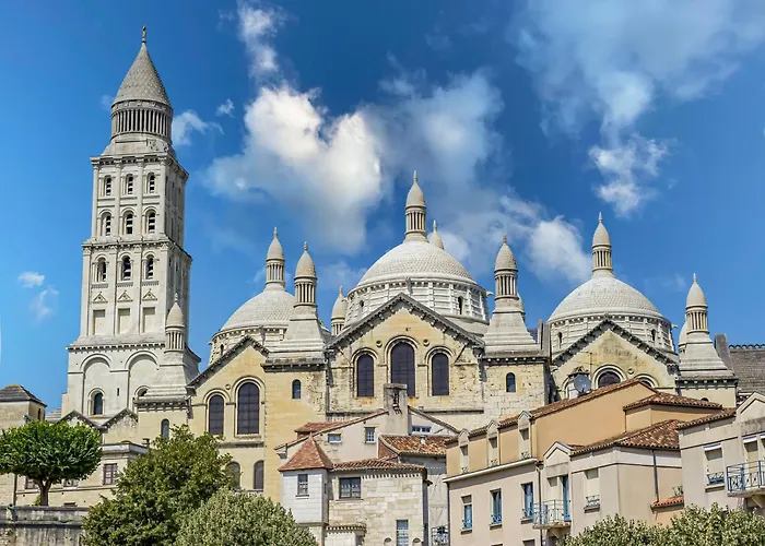 Maison Au Calme Et Piscine Privee Дом отдыха *